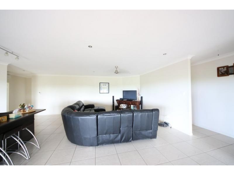 534 RITA ISLAND Road, Jarvisfield QLD 4807