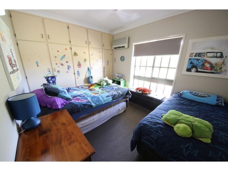 88-90 MUNRO Street, Brandon QLD 4808