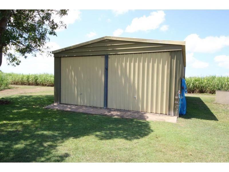 88-90 MUNRO Street, Brandon QLD 4808