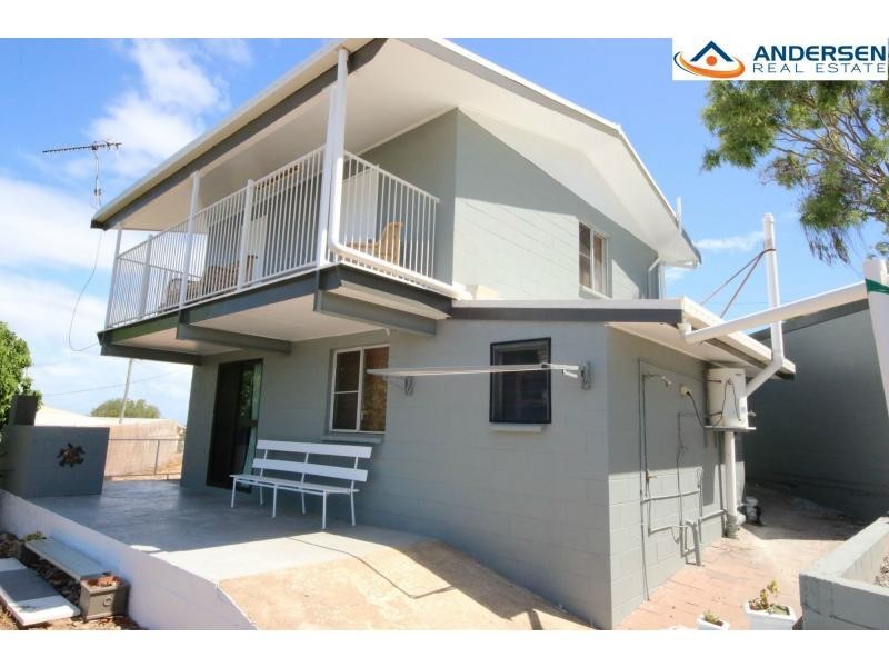 7 KOOKABURRA Terrace, Wunjunga QLD 4806