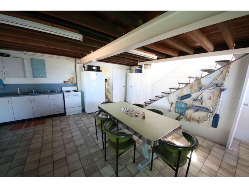 7 KOOKABURRA Terrace, Wunjunga QLD 4806