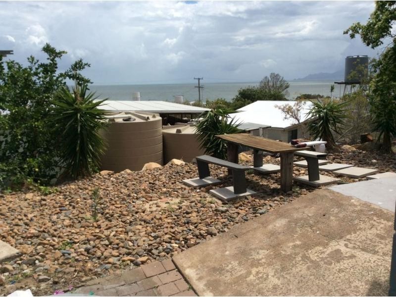 7 KOOKABURRA Terrace, Wunjunga QLD 4806