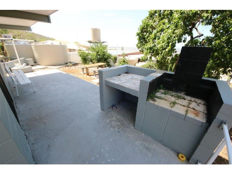 7 KOOKABURRA Terrace, Wunjunga QLD 4806