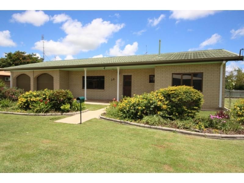 36-38 FIFTEENTH A Street, Home Hill QLD 4806