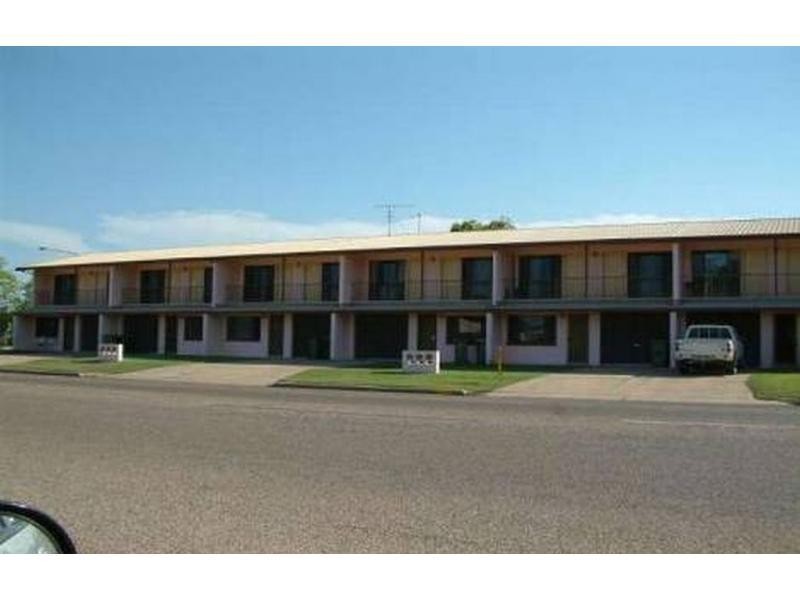 4/37-39 CHIPPENDALE Street, Ayr QLD 4807