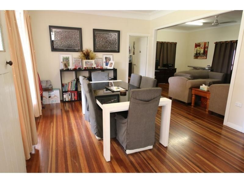 57 THIRTEENTH Avenue, Home Hill QLD 4806