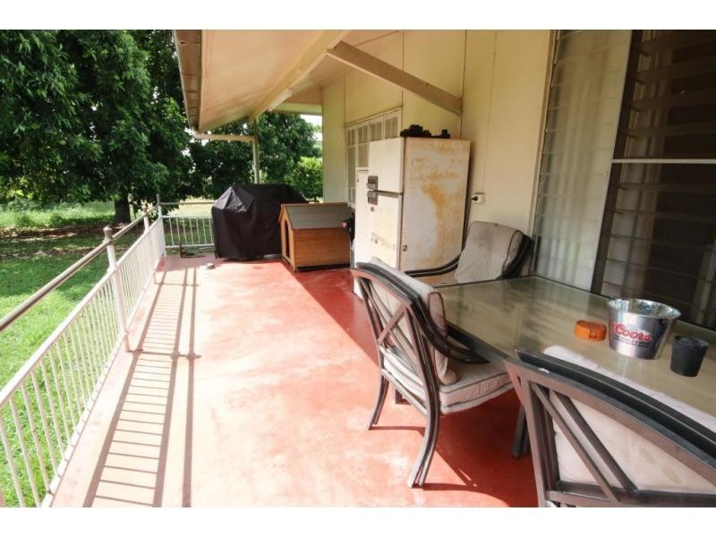 57 THIRTEENTH Avenue, Home Hill QLD 4806