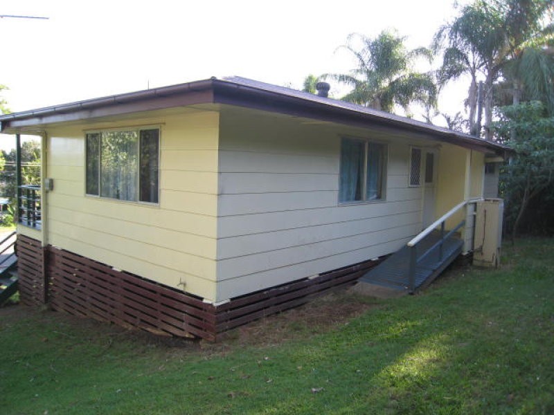 6 Perth Street, Kingston QLD 4114