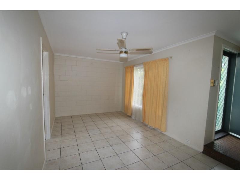 2/111 Station Road, Woodridge QLD 4114