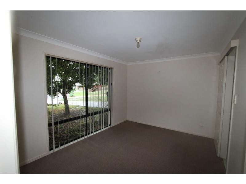 4 Peachface Street, Loganlea QLD 4131