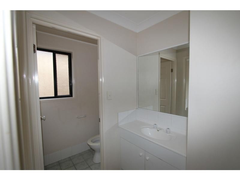4 Peachface Street, Loganlea QLD 4131
