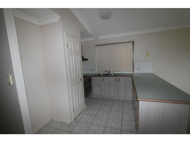 4 Peachface Street, Loganlea QLD 4131