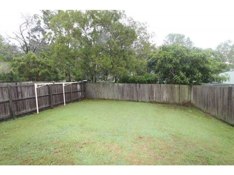 4 Peachface Street, Loganlea QLD 4131