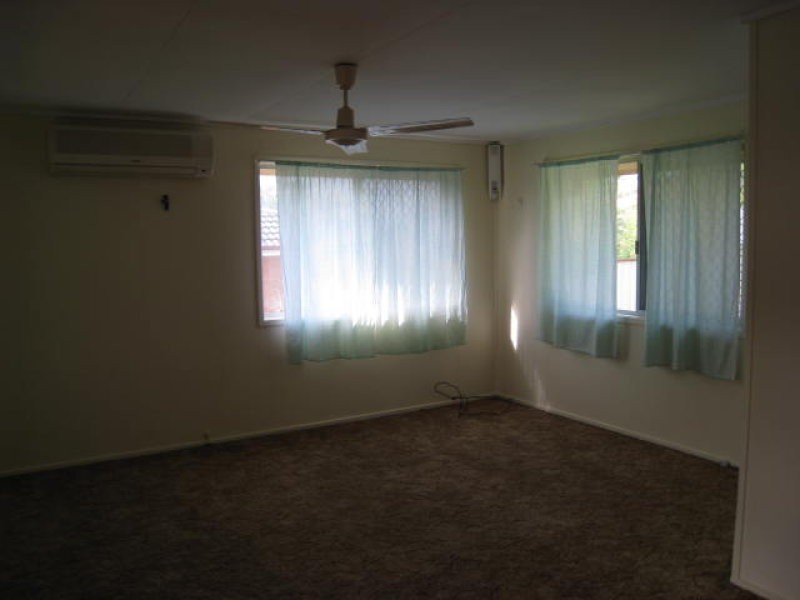11 Bramston Street, Woodridge QLD 4114