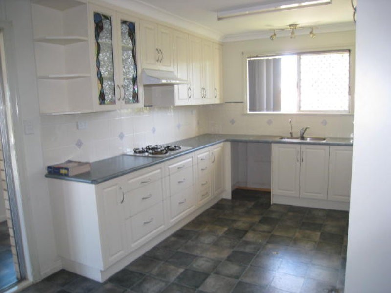 14 Andrew Street, Bundamba QLD 4304