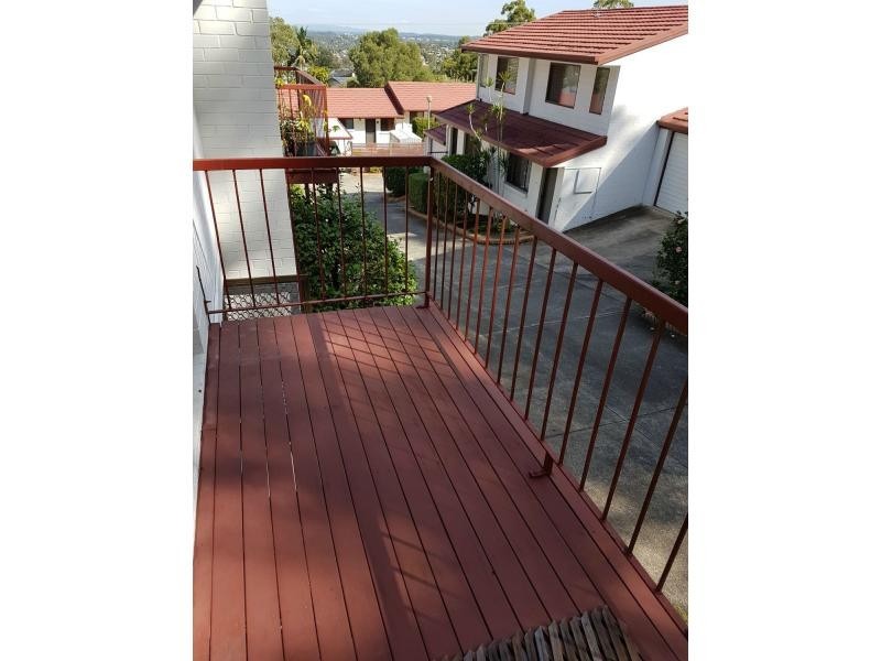 9/155 John Paul Drive, Springwood QLD 4127