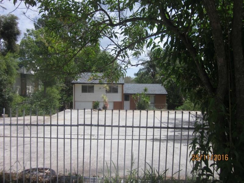 29 Laughlin Street, Kingston QLD 4114