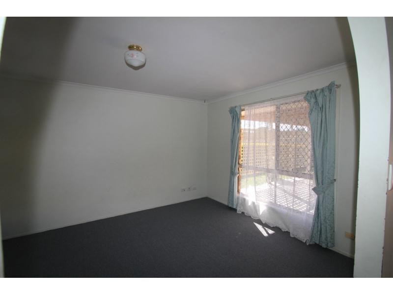 15 Anders Street, Kingston QLD 4114