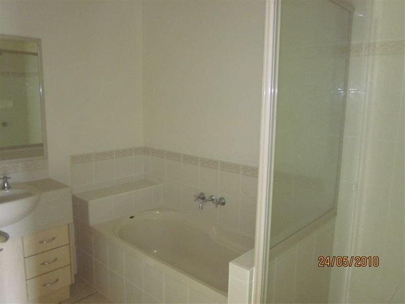 4B Calabash Street, Ormeau QLD 4208