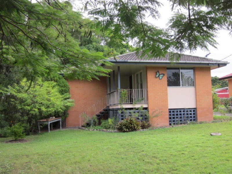 16 Reign Street, Kingston QLD 4114