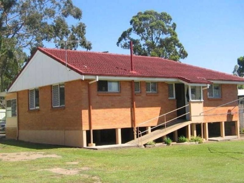 8 Dawson Street, Woodridge QLD 4114