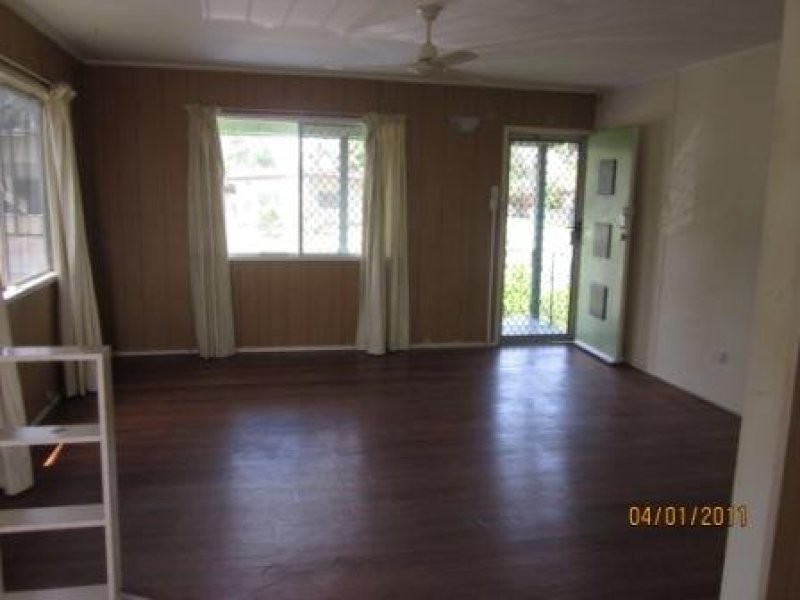 74 Albert Street, Woodridge QLD 4114