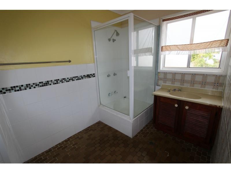 2/50 Defiance Road, Woodridge QLD 4114