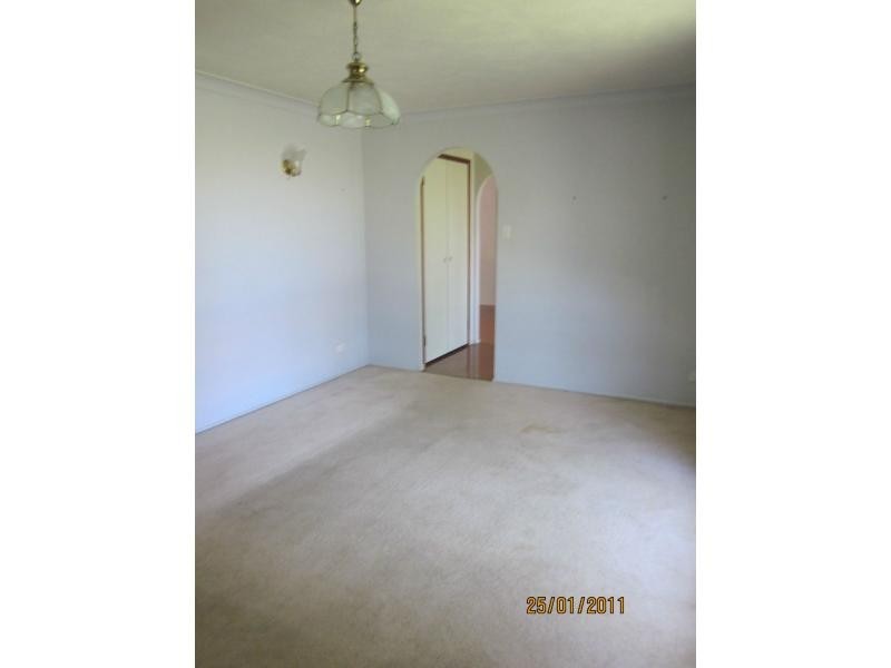 9 Crocus Street, Daisy Hill QLD 4127