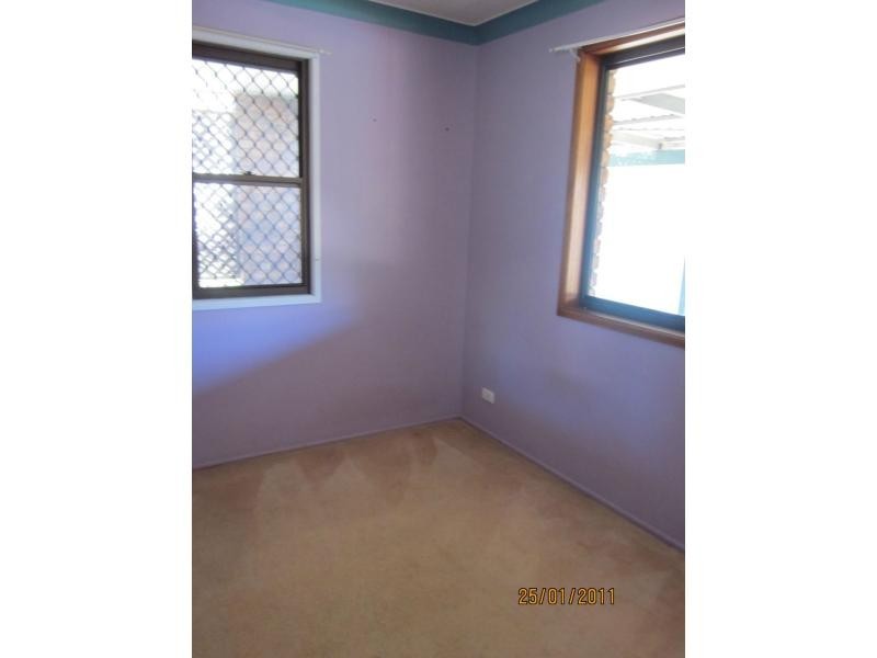 9 Crocus Street, Daisy Hill QLD 4127