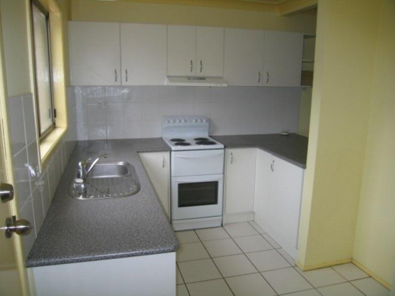 2/28 Garfield Road, Logan Central QLD 4114