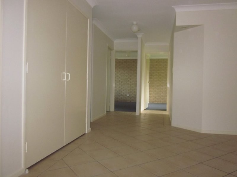 17 McKinley Street, Eagleby QLD 4207