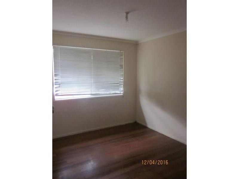 74 Mayes Avenue, Kingston QLD 4114