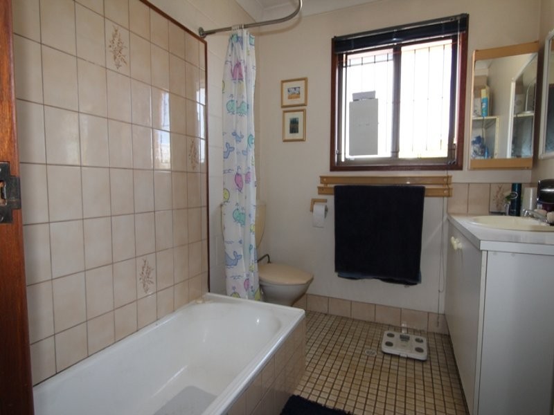 8/21 Chatswood Road, Daisy Hill QLD 4127