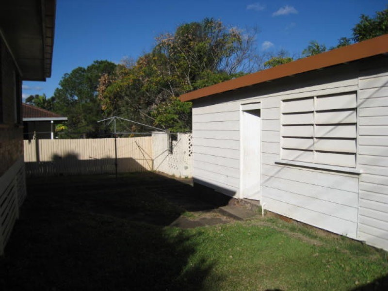 8 Arthur Street, Woodridge QLD 4114