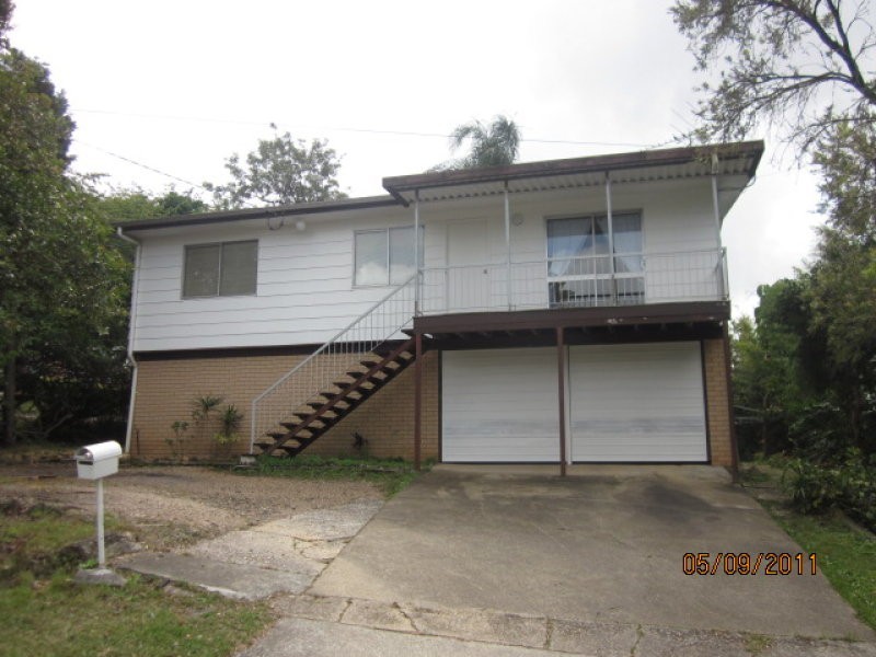 15 Strathdarr Street, Woodridge QLD 4114