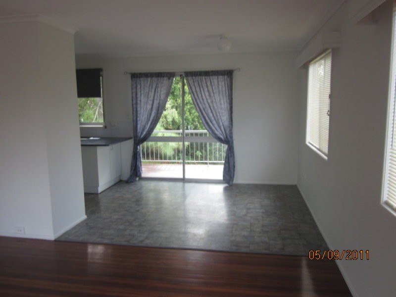 15 Strathdarr Street, Woodridge QLD 4114