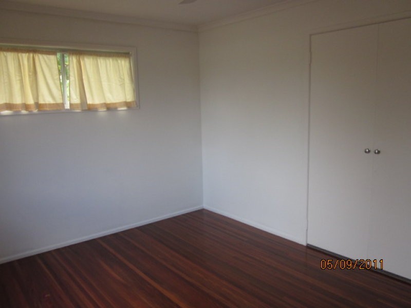 15 Strathdarr Street, Woodridge QLD 4114