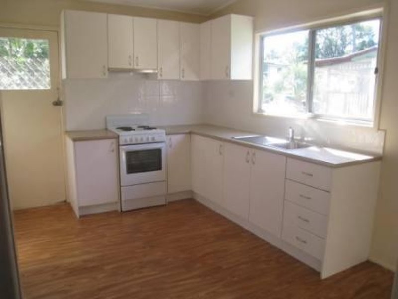 19 Oakland Avenue, Woodridge QLD 4114