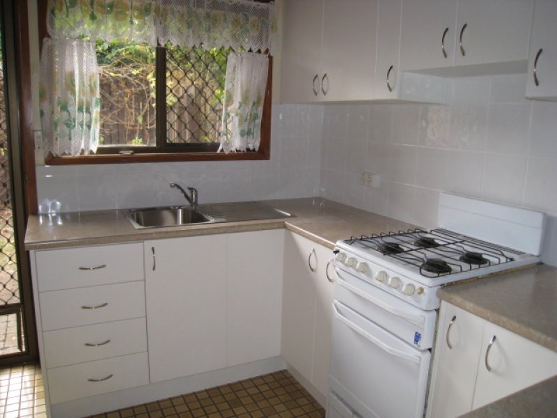 Unit 8/6 Duke Street, Kingston QLD 4114