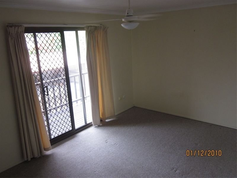 2/2 Heather Street, Logan Central QLD 4114