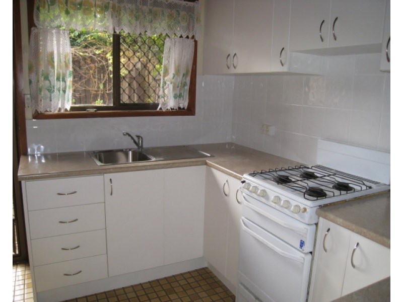 8/6 Duke Street, Kingston QLD 4114