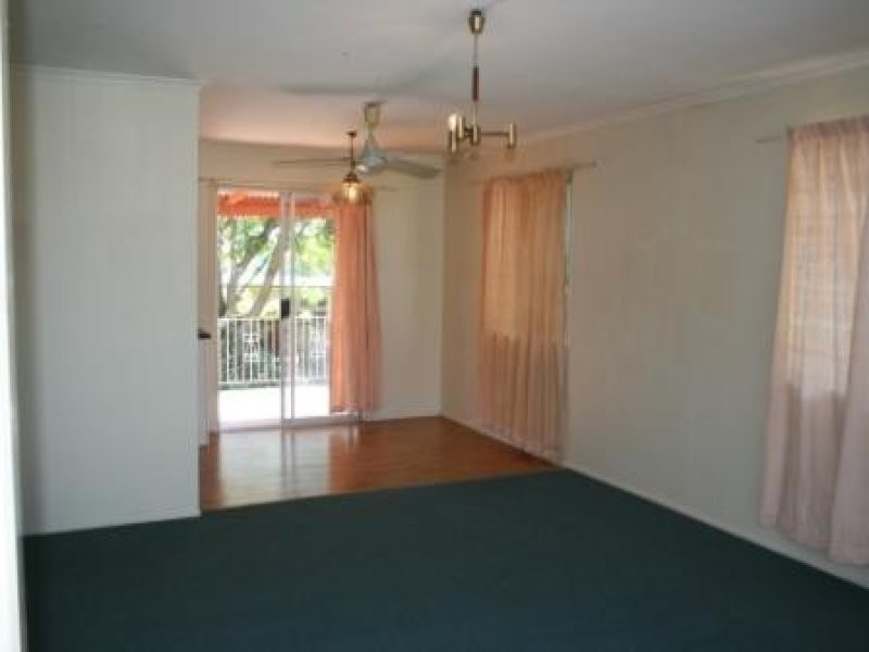 16 Lowanna Street, Slacks Creek QLD 4127