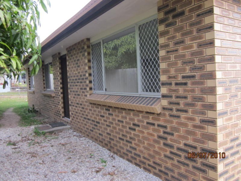4 Fairdale Street, Woodridge QLD 4114