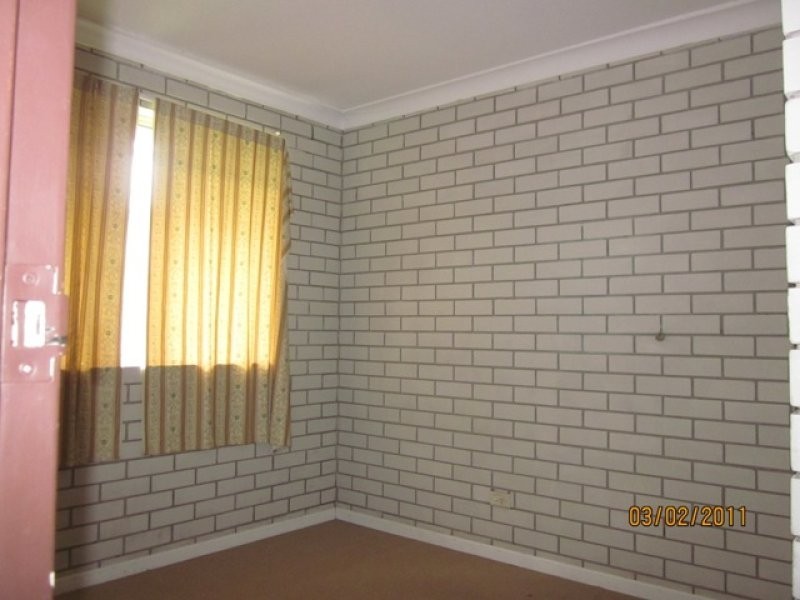 Unit 4/1 Blackwood Road, Logan Central QLD 4114