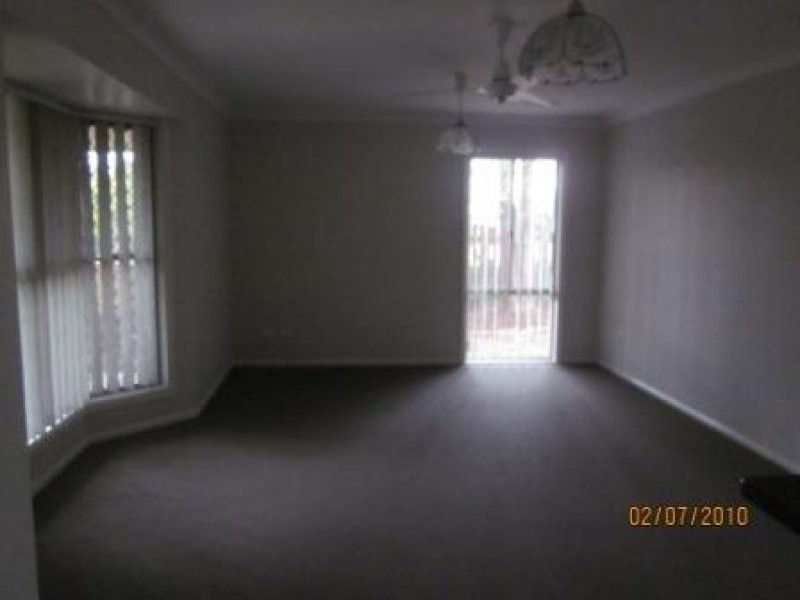 4 Elton Street, Daisy Hill QLD 4127