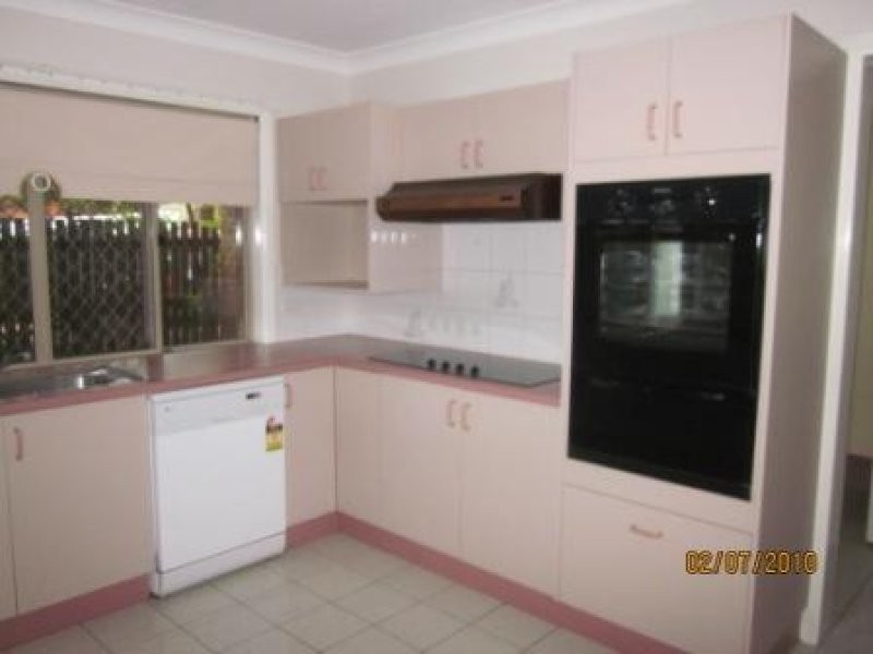 4 Elton Street, Daisy Hill QLD 4127