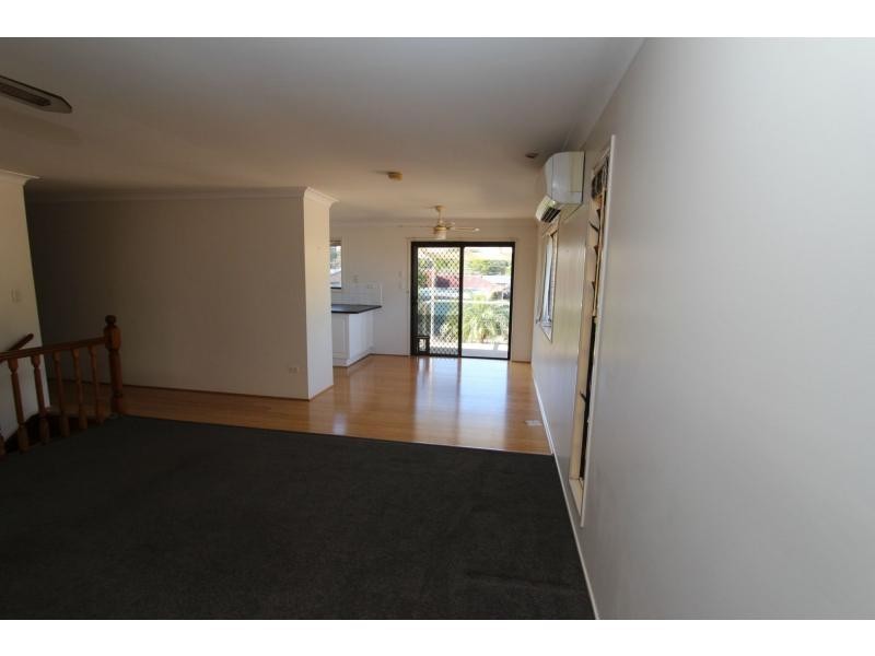 35 Caloola Street, Springwood QLD 4127