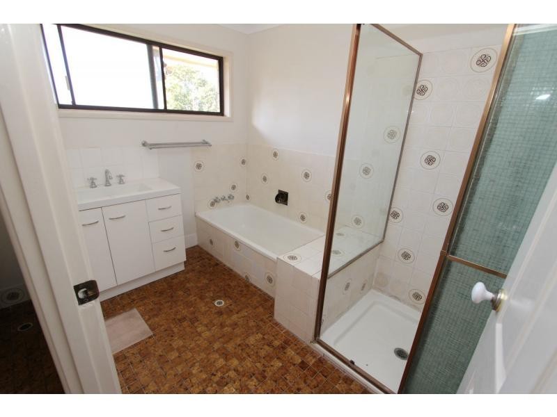 35 Caloola Street, Springwood QLD 4127