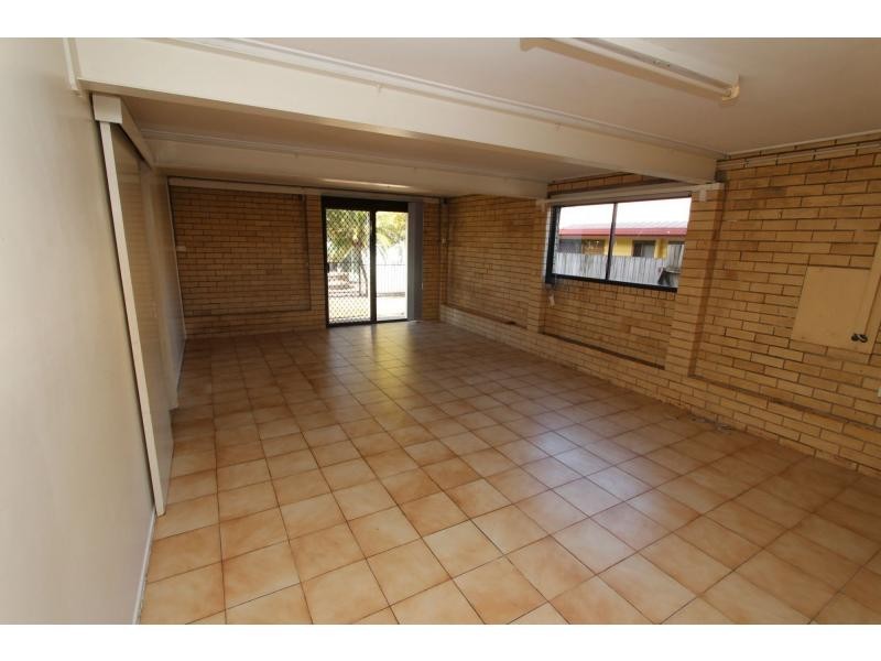 35 Caloola Street, Springwood QLD 4127