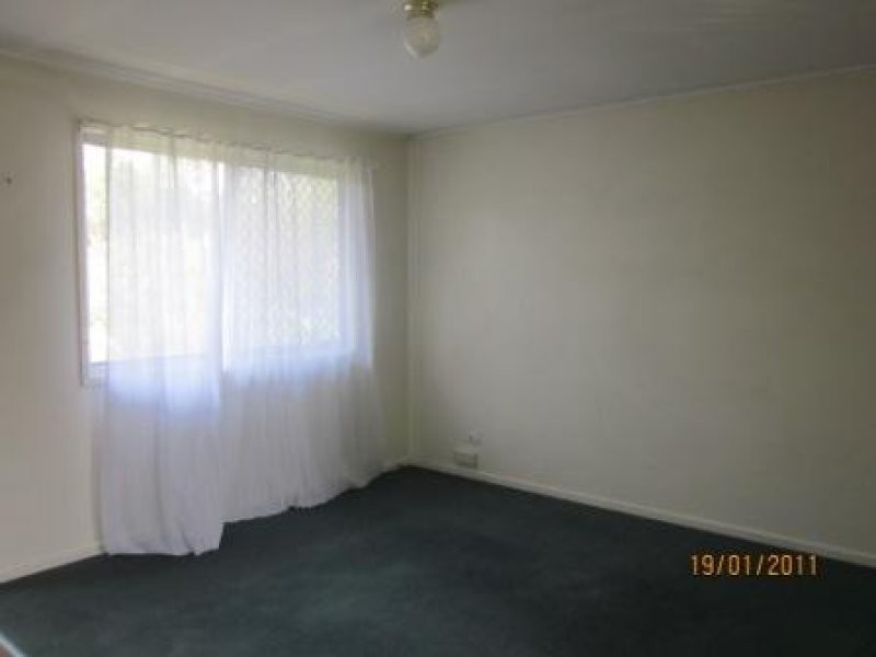 27 Bellatrix Drive, Kingston QLD 4114